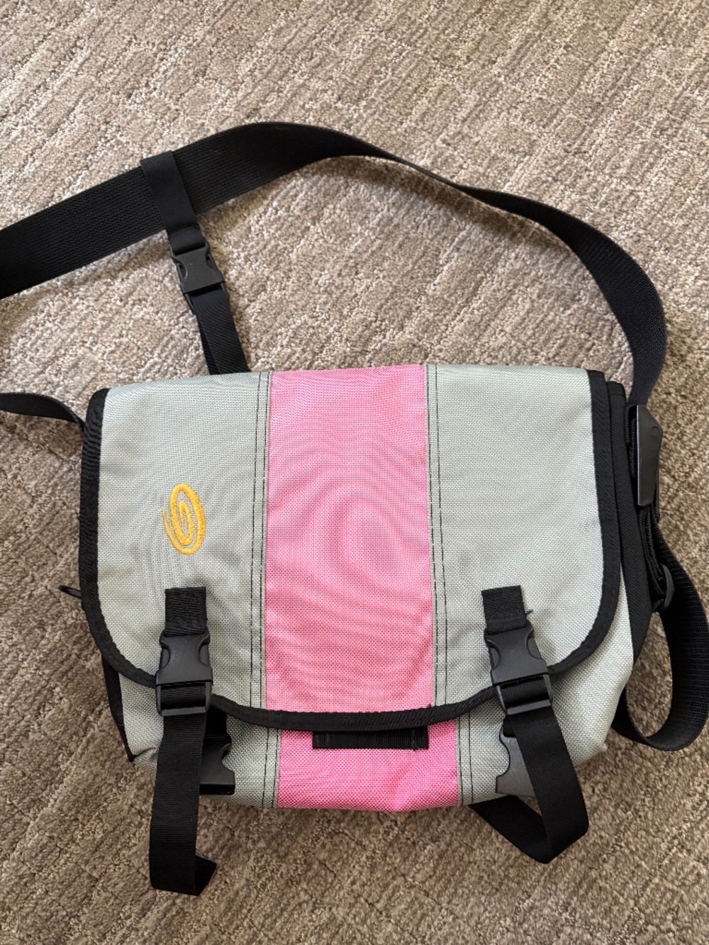 EXCELLENT Vintage Timbuk2 Messenger Bag Small - Y2K Gray/ Pink- Made in USA